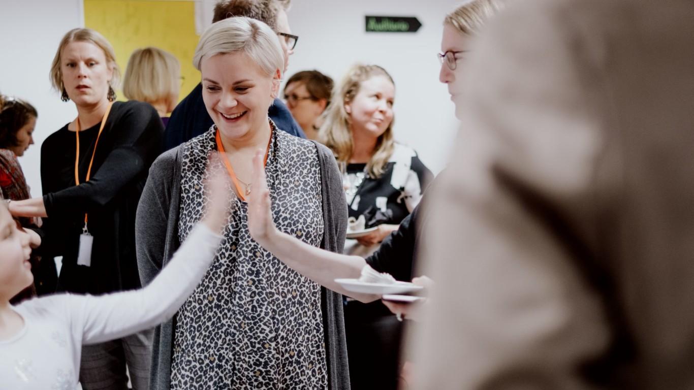 Kalliolasta löytyy erilaisia tiloja esimerkiksi seminaareihin, juhliin, kokouksiin, kesäleirille tai vaikka illanviettoon